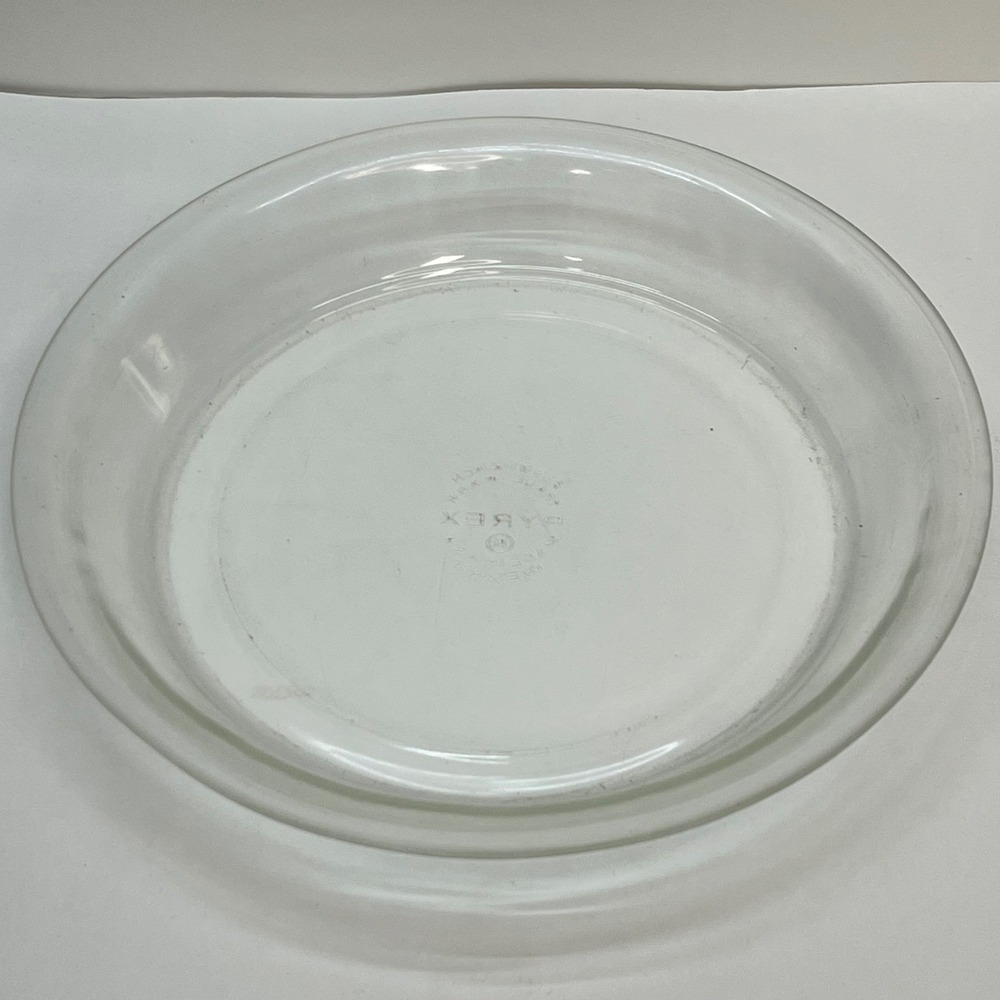 Pyrex 209 Clear Glass Pie Plate‎ 9.5 Inch Vintage Round Ovenware Made in USA